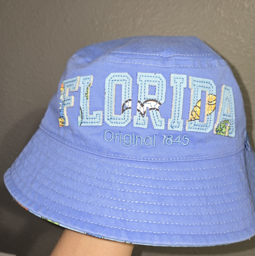 Robin Ruth Reversible Florida Ocean Bucket Hat - Picture 6 of 10